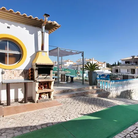 Calipso Villa
